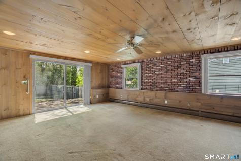 8 Chapel Hill Road Montville CT 06370