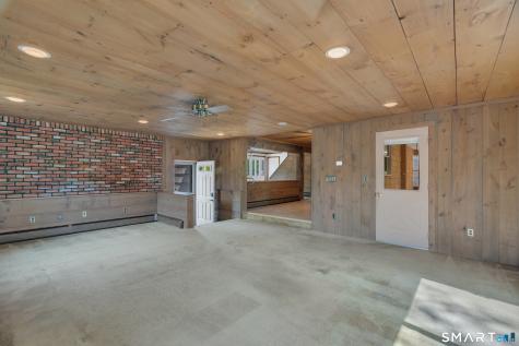 8 Chapel Hill Road Montville CT 06370