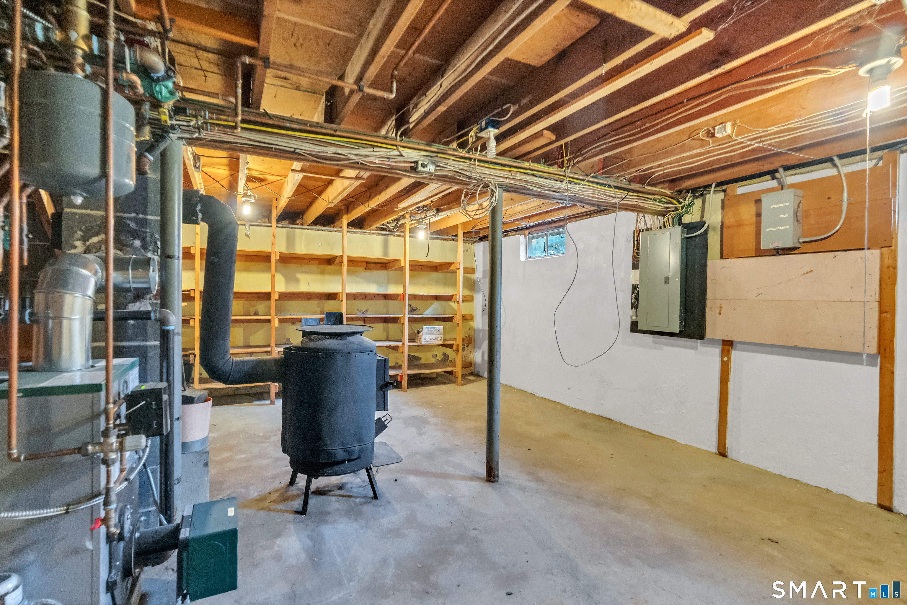 8 Chapel Hill Road Montville CT 06370