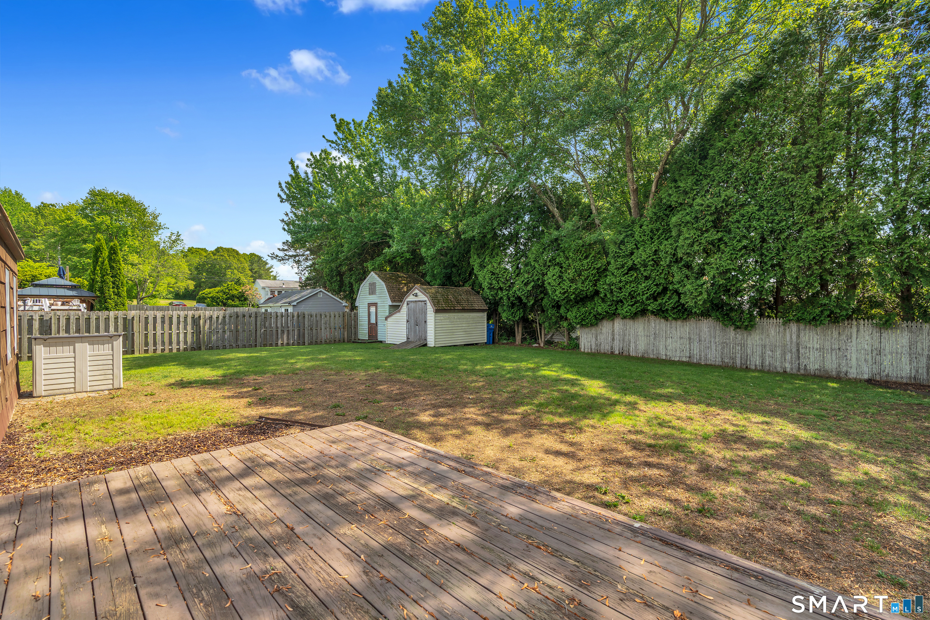8 Chapel Hill Road Montville CT 06370