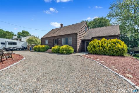8 Chapel Hill Road Montville CT 06370