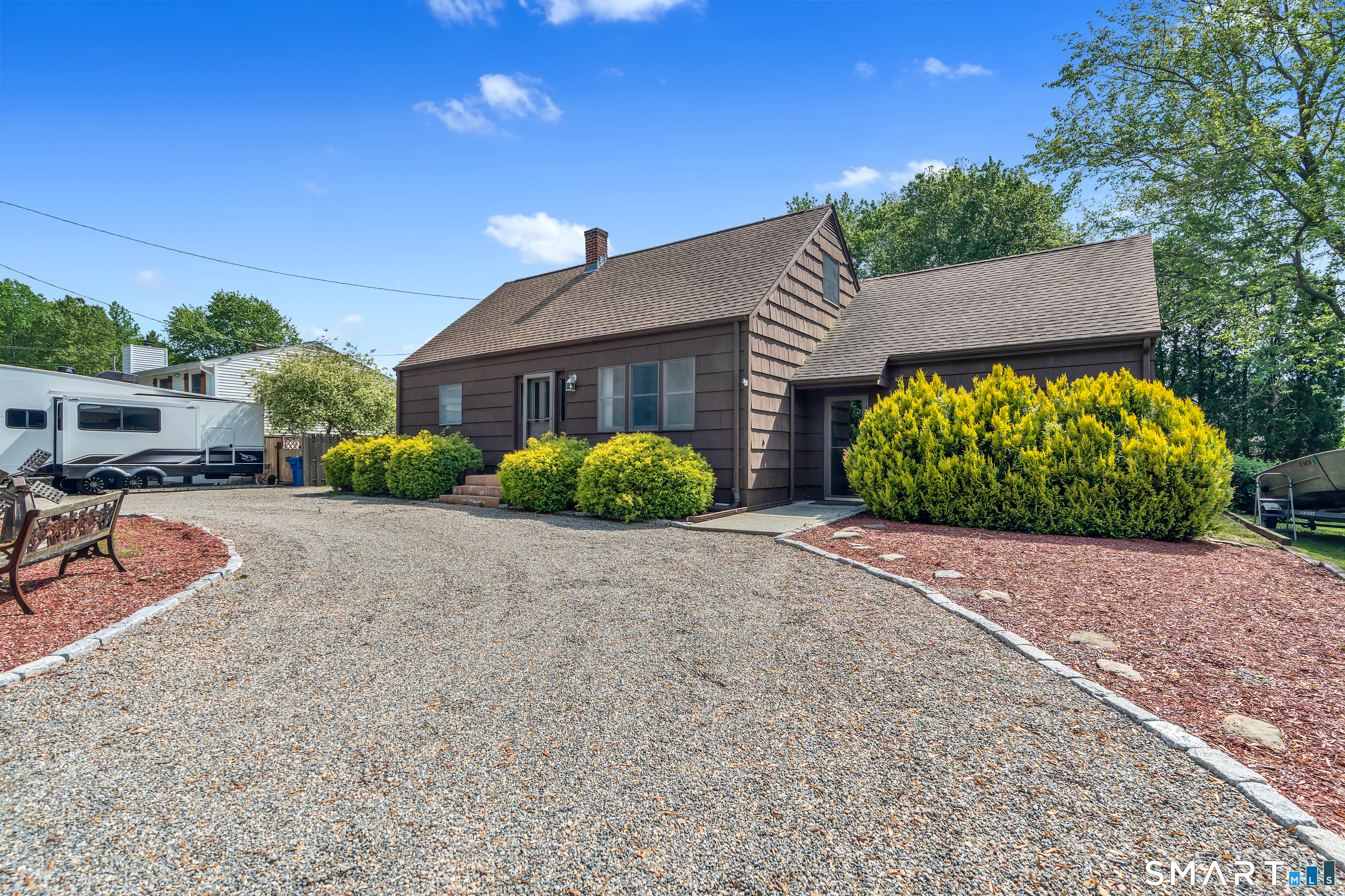 8 Chapel Hill Road Montville CT 06370