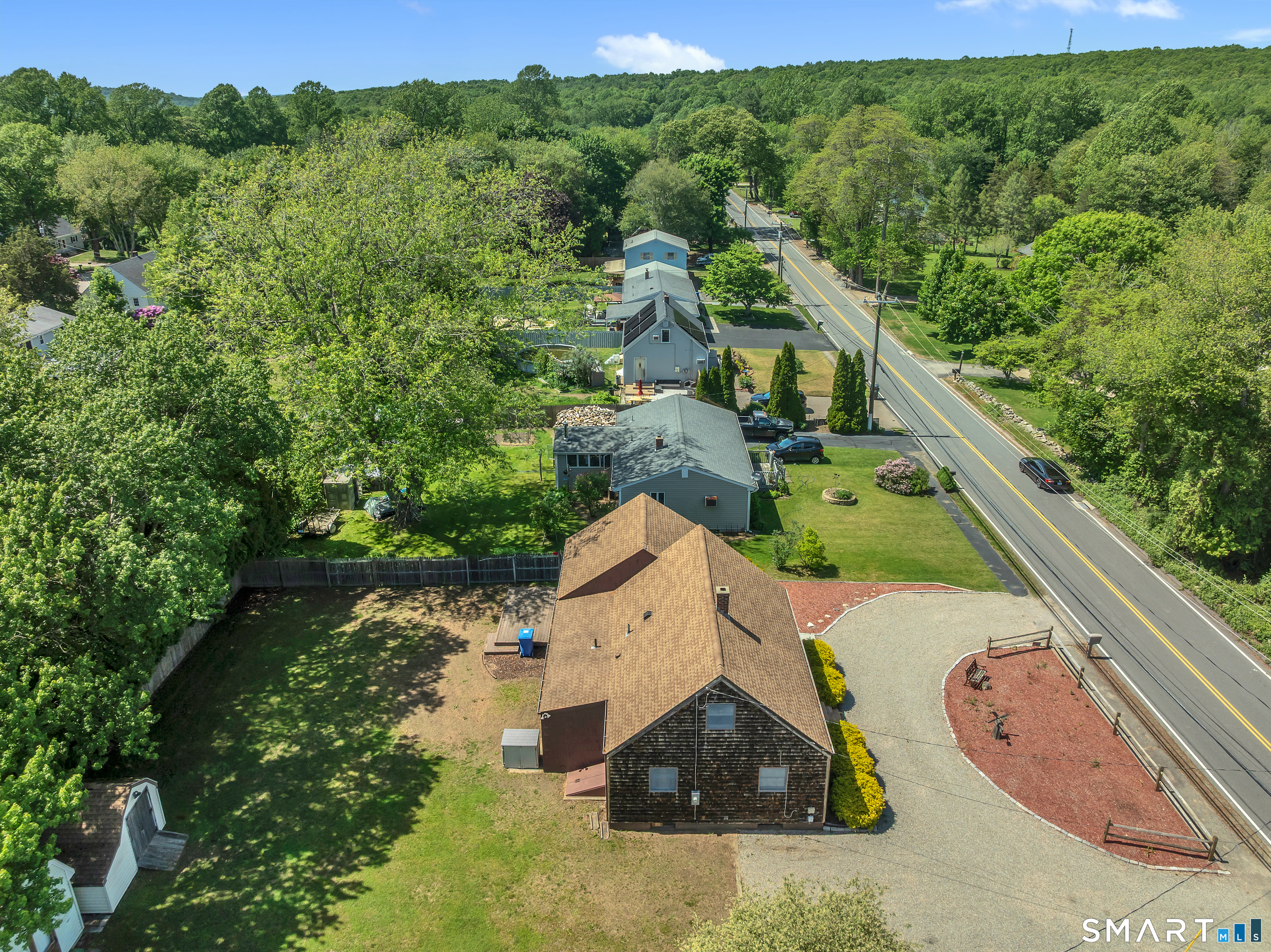 8 Chapel Hill Road Montville CT 06370
