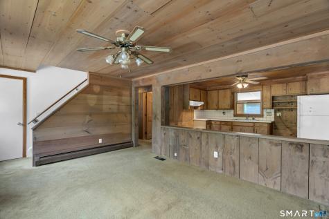 8 Chapel Hill Road Montville CT 06370