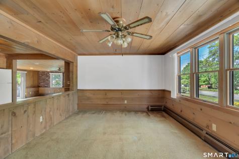 8 Chapel Hill Road Montville CT 06370