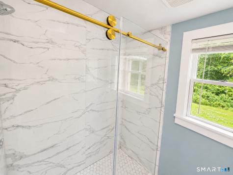 113 Meeting House Lane Ledyard CT 06339