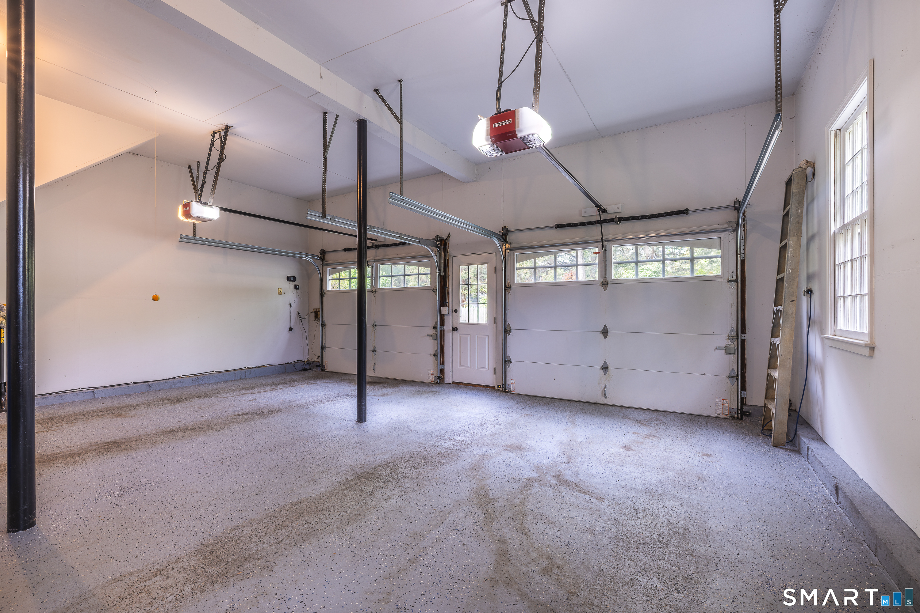 86 Blueberry Lane Shelton CT 06484