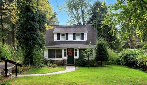 18 Birch Road Avon CT 06001
