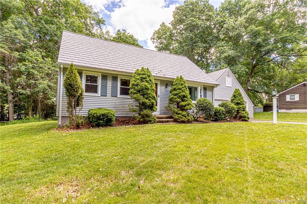 176 Yantic Lane Norwich CT 06360