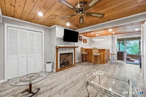 141 Cimarron Road Middletown CT 06457