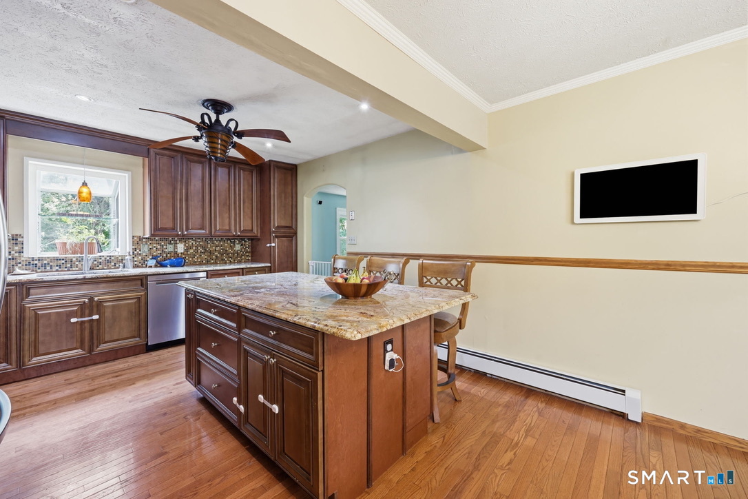 141 Cimarron Road Middletown CT 06457
