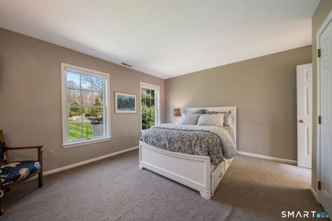 34 Beekman Place Madison CT 06443