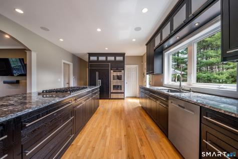 34 Beekman Place Madison CT 06443