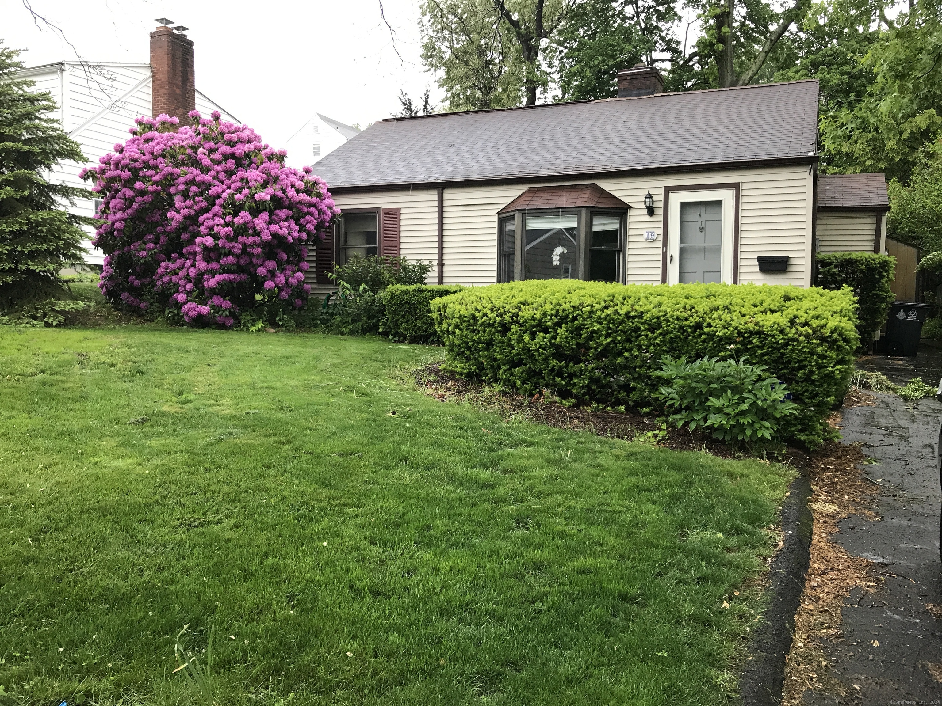 19 Cowan Avenue Stamford CT 06906