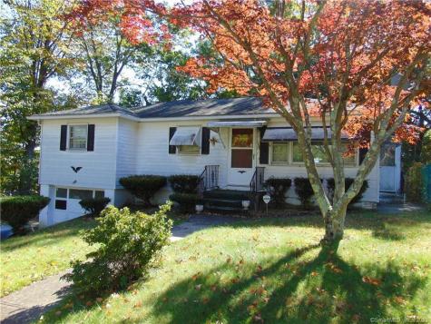 27 Everitt Street Waterbury CT 06704