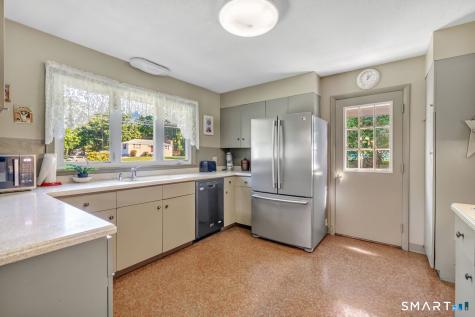 531 Blacks Road Cheshire CT 06410