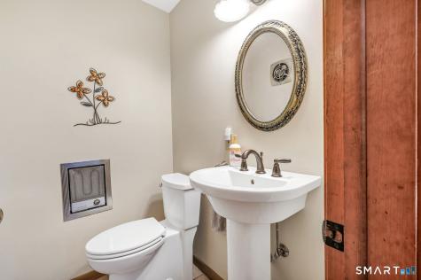 531 Blacks Road Cheshire CT 06410