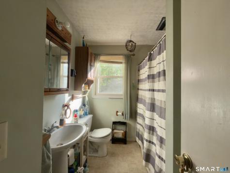 39 Shawnee Drive Killingly CT 06239