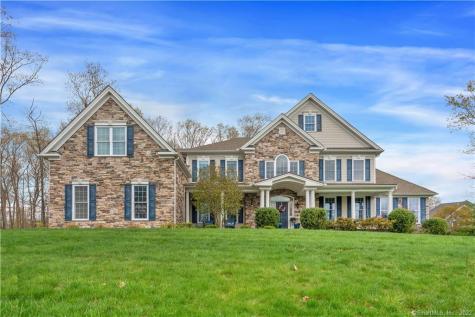 14 Weatherstone Avon CT 06001