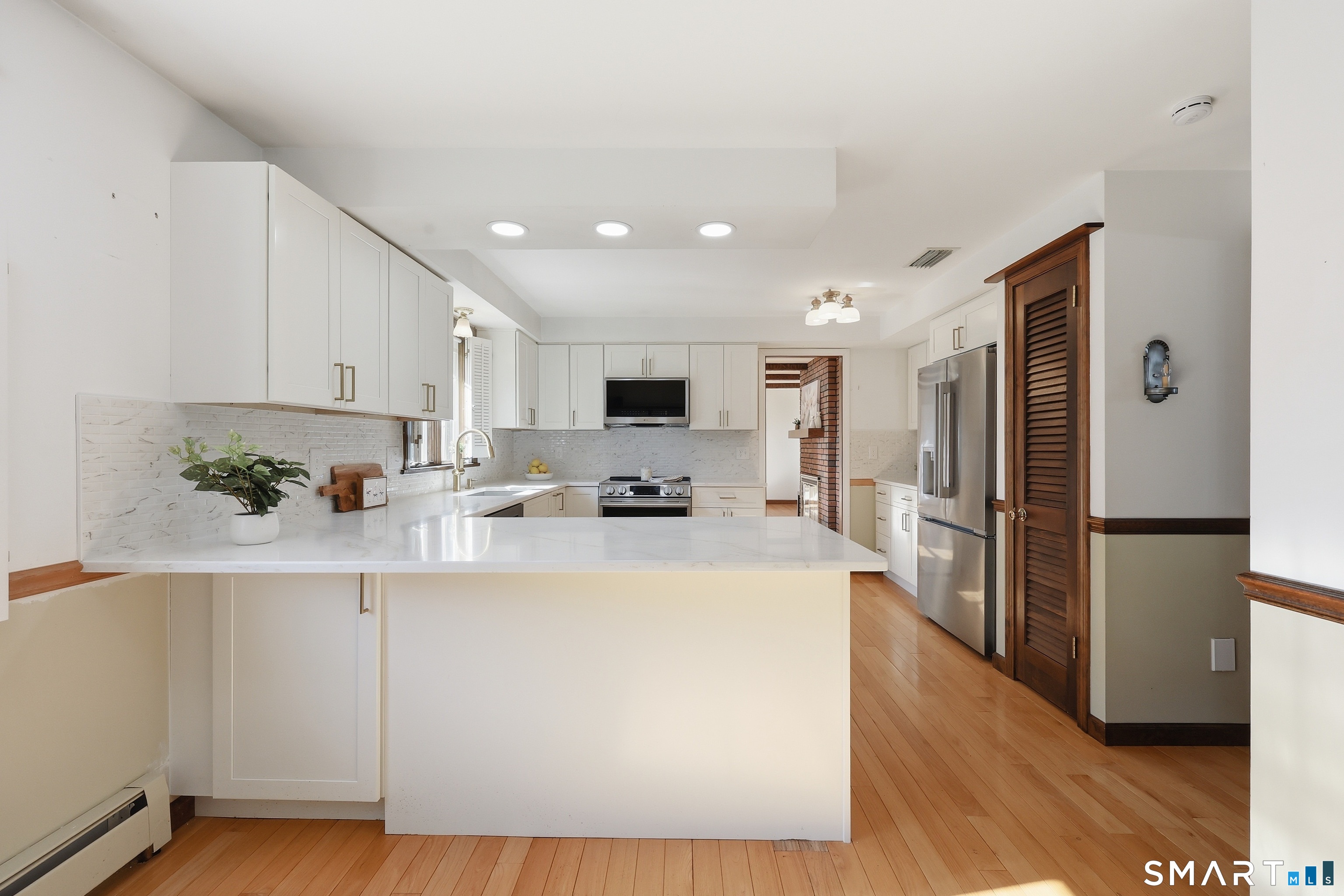 19 Andmar Lane South Windsor CT 06074