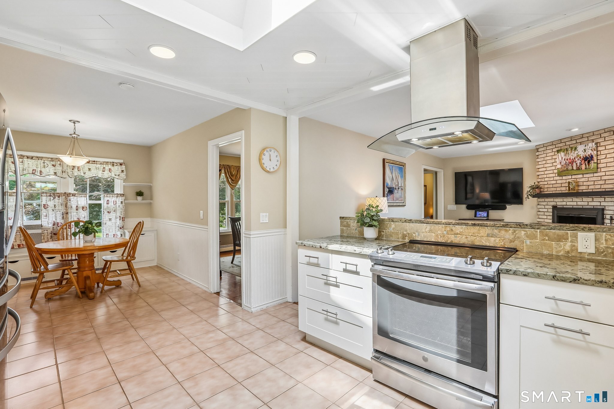 3 Linda Drive Danbury CT 06811