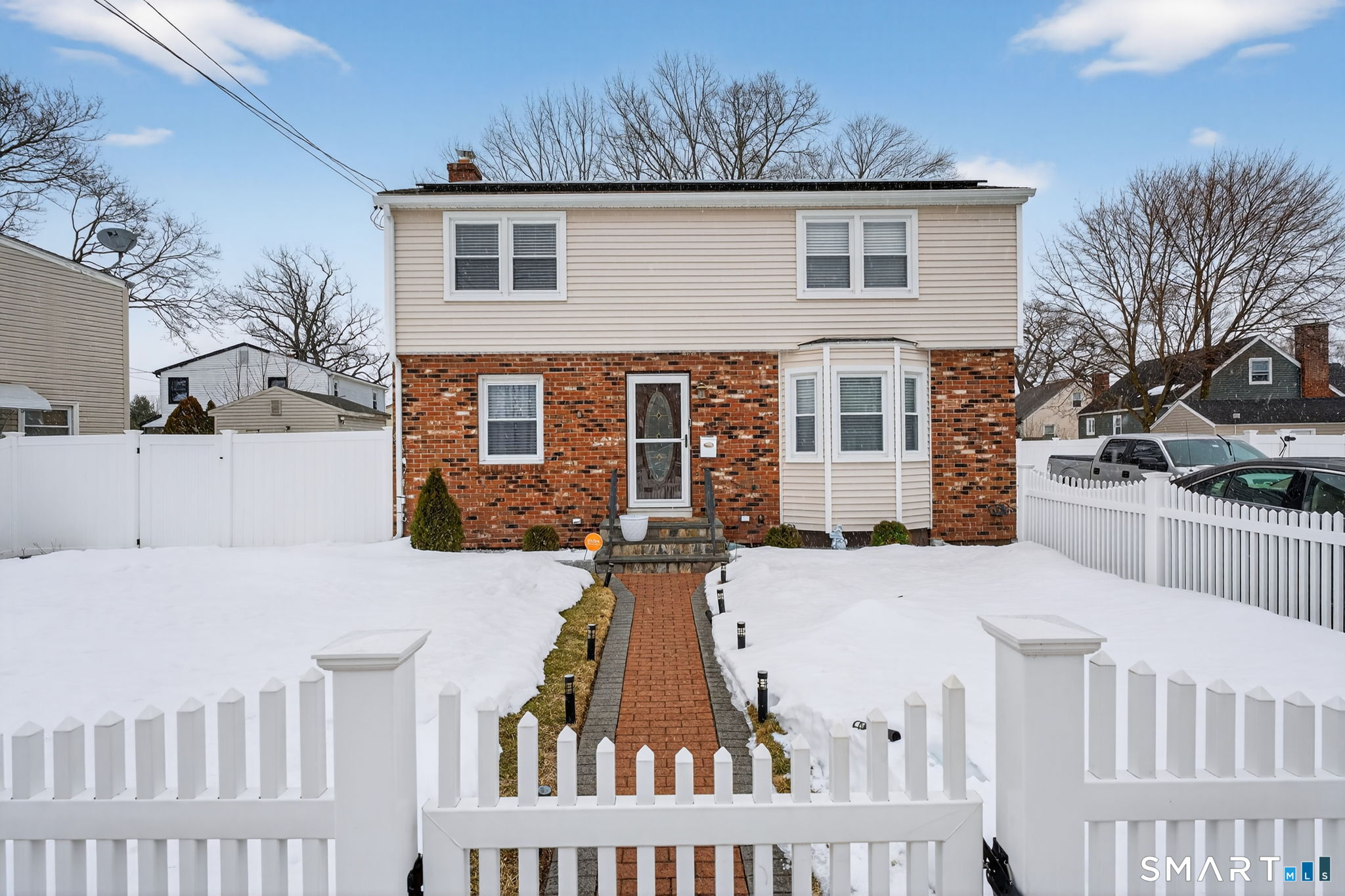 Manchester CT, 83 Deerfield Drive