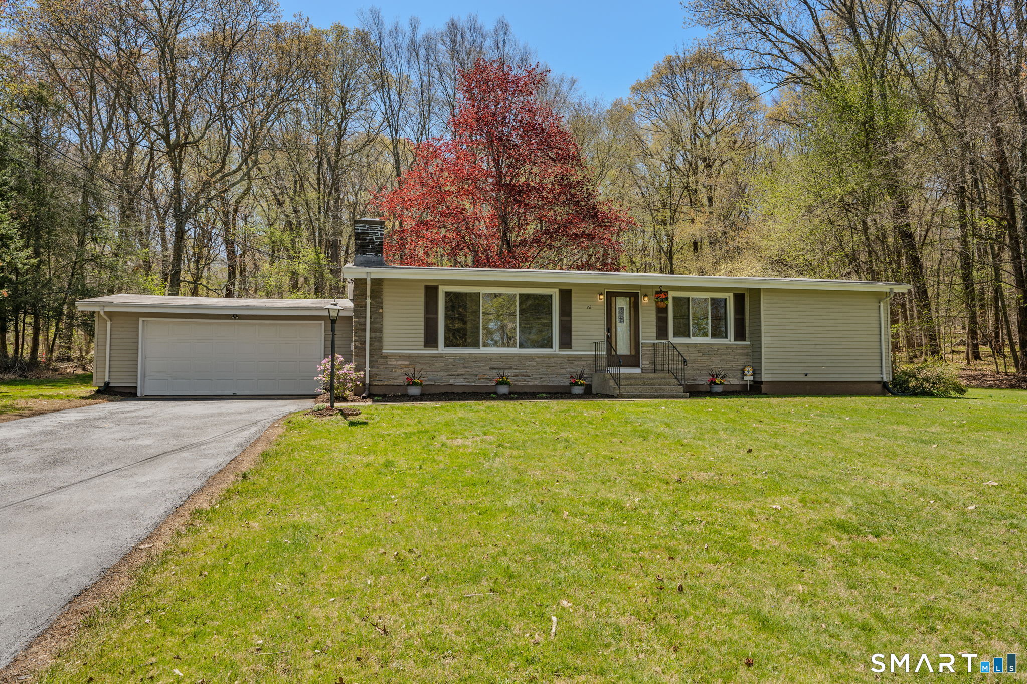 72 Pollys Lane Montville CT 06382