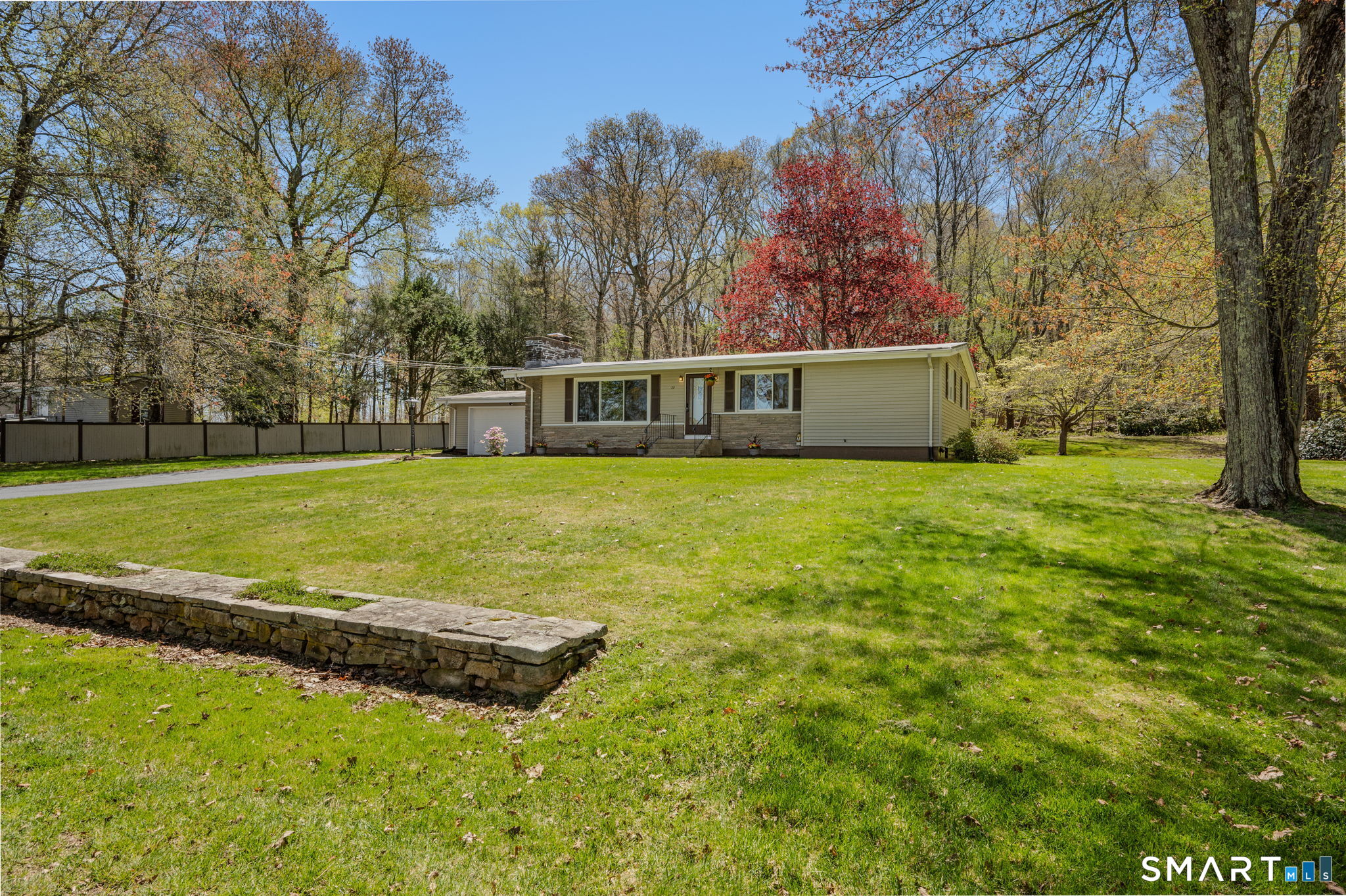 72 Pollys Lane Montville CT 06382