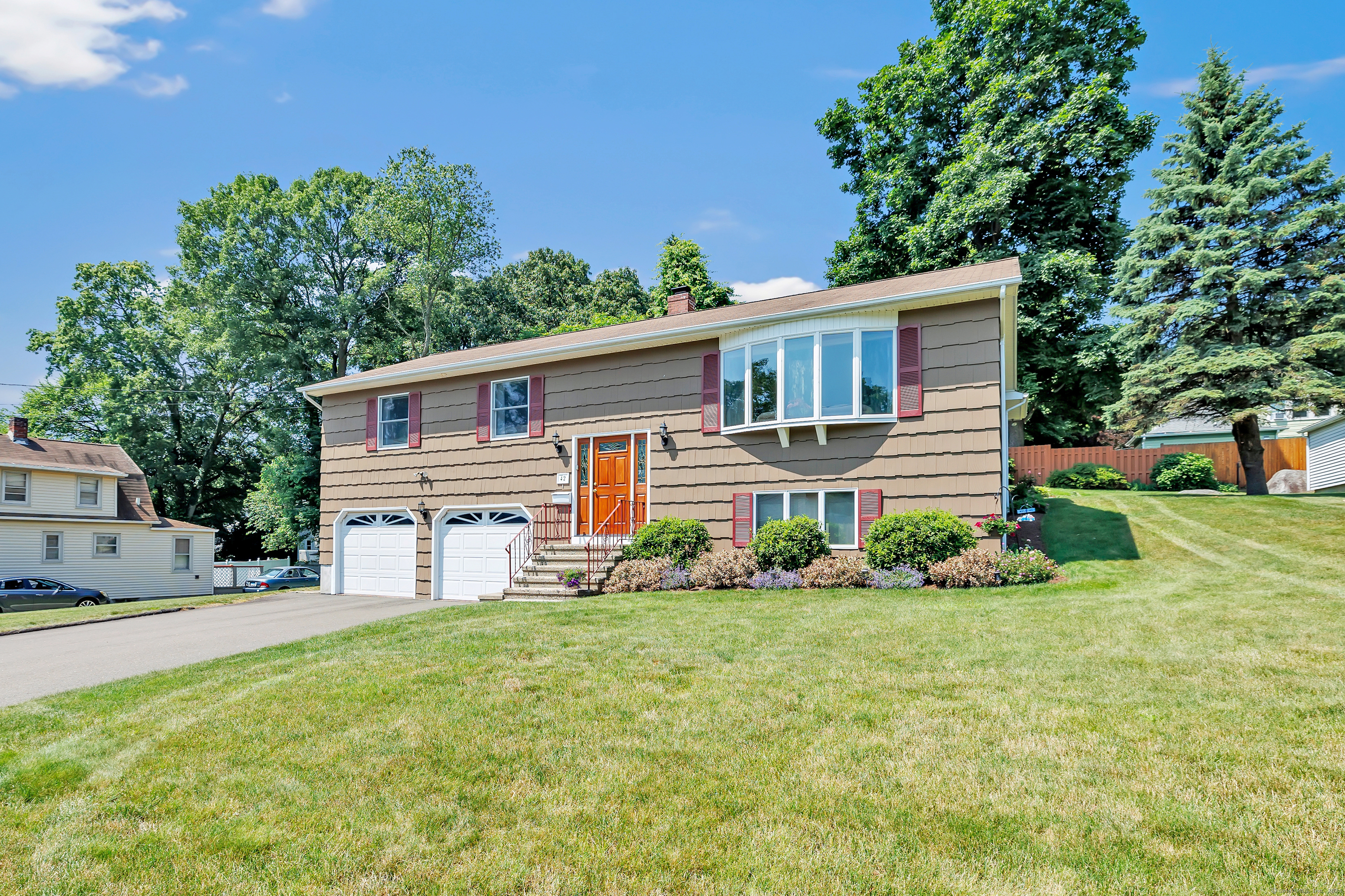 42 Raycroft Street Milford CT 06461