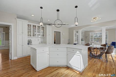 7 Caleb Court Guilford CT 06437