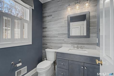 7 Caleb Court Guilford CT 06437