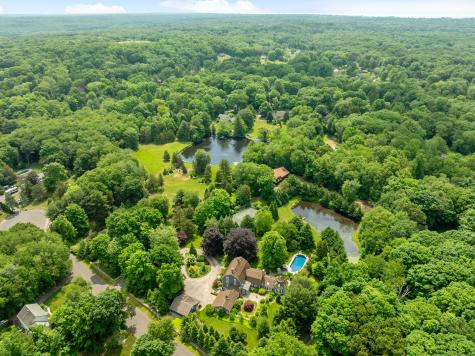 173 Highwoods Drive Guilford CT 06437