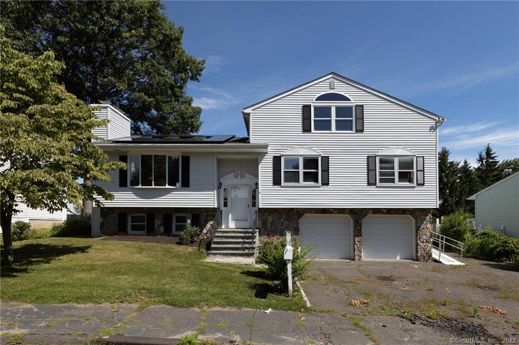 138 Kendall Circle Waterbury CT 06708