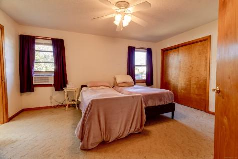 17 Millstone West Road Waterford CT 06385