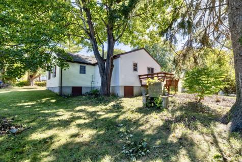 17 Millstone West Road Waterford CT 06385