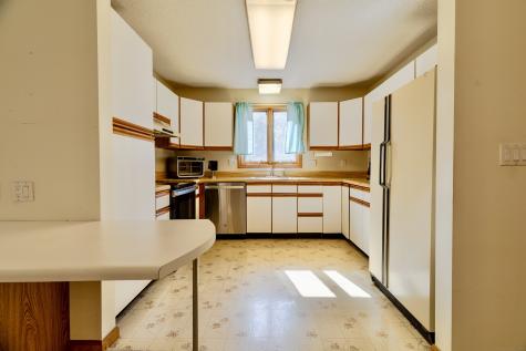 17 Millstone West Road Waterford CT 06385