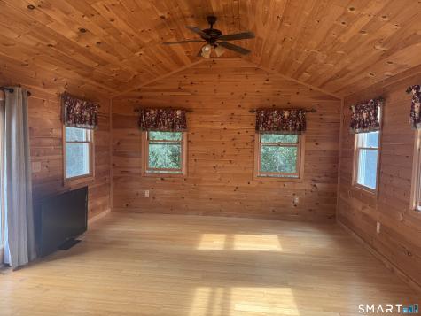 95 Cottonwood Lane Montville CT 06382