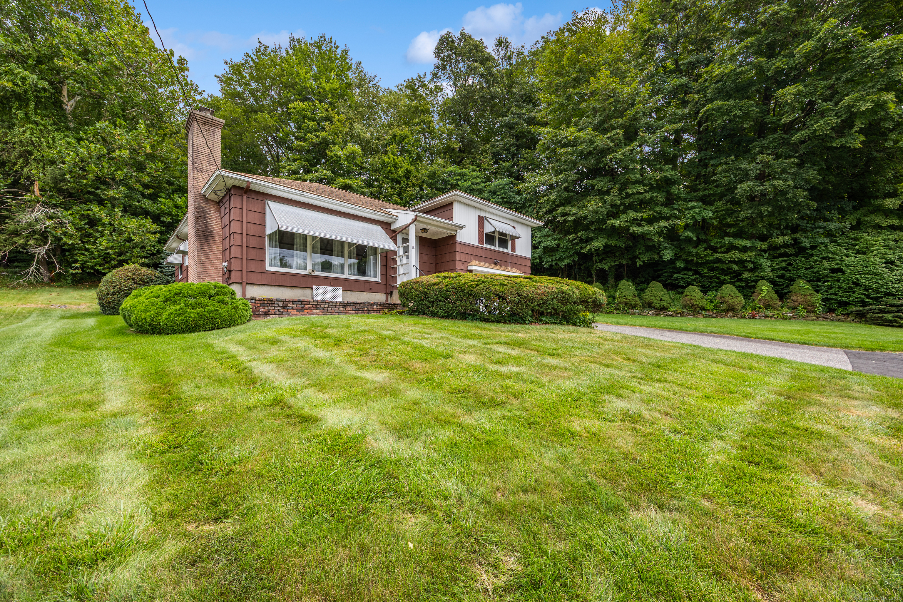 48 Picture Lane Naugatuck CT 06770