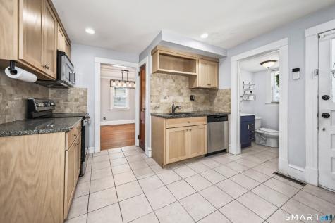 118 Englewood Avenue West Hartford CT 06110