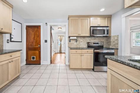 118 Englewood Avenue West Hartford CT 06110