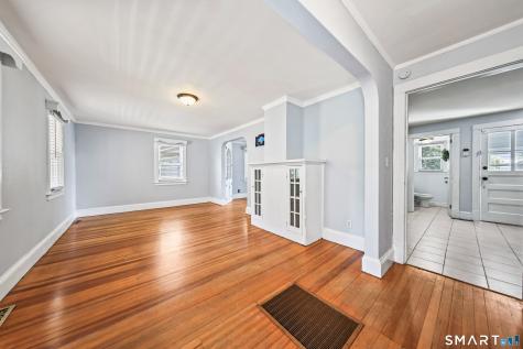 118 Englewood Avenue West Hartford CT 06110