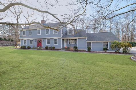 21 Round Hill Drive Fairfield CT 06824