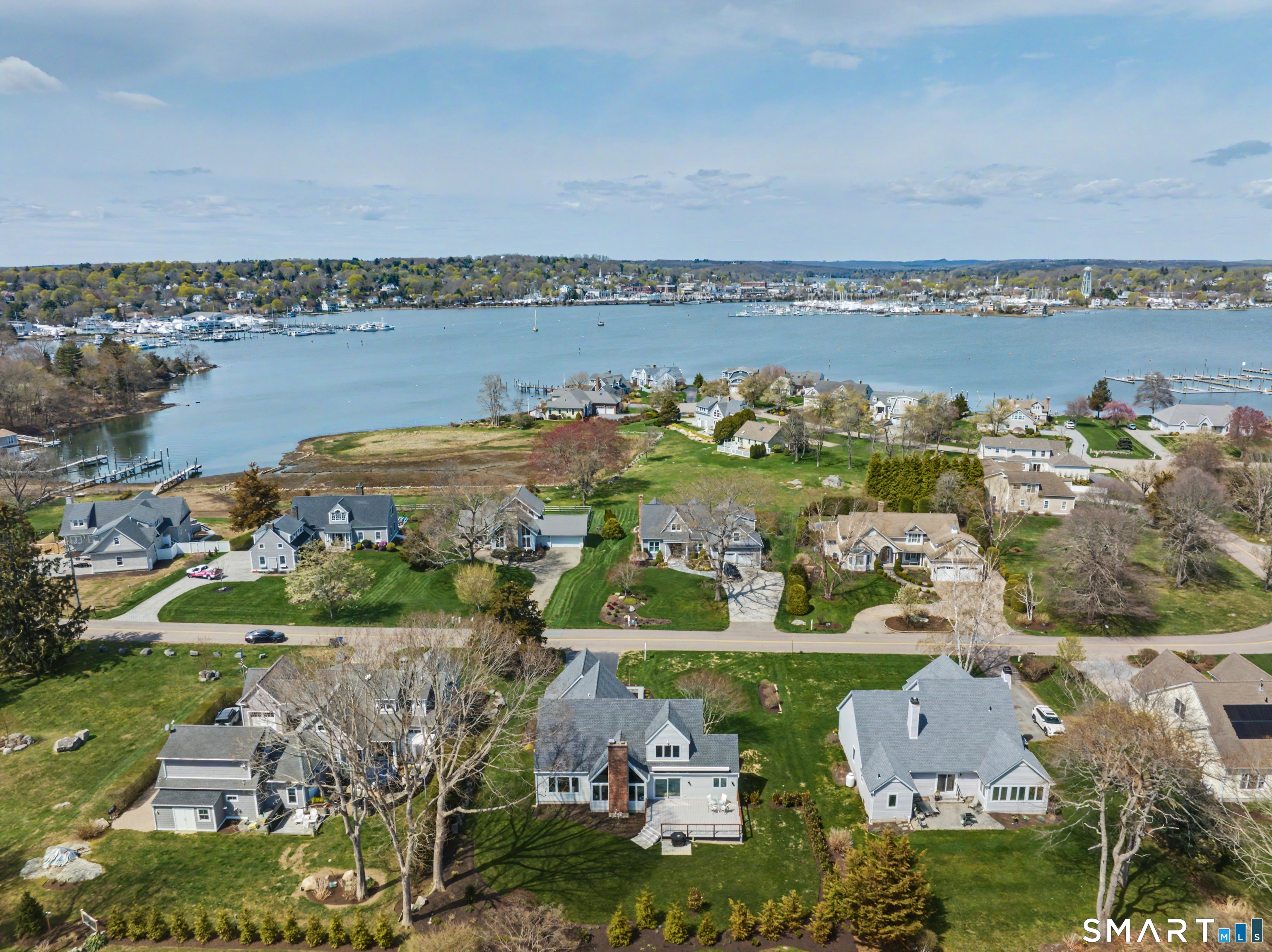 83 Old North Road Stonington CT 06355