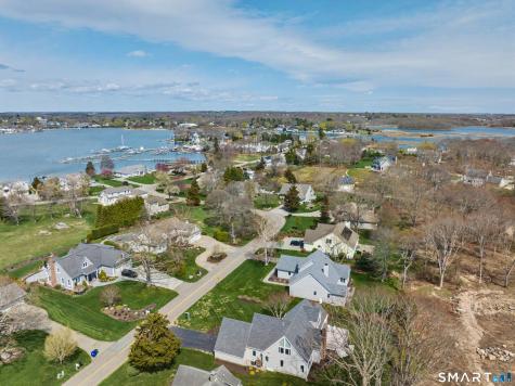 83 Old North Road Stonington CT 06355