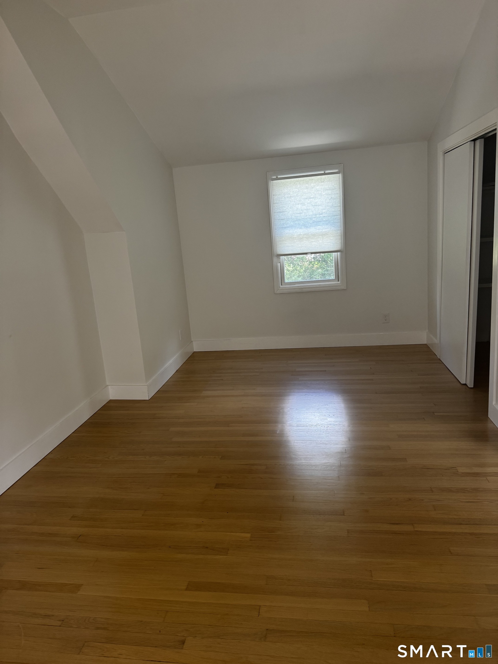 17 Anthony Place Trumbull CT 06611