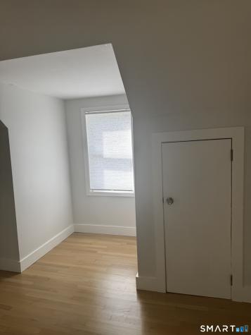 17 Anthony Place Trumbull CT 06611