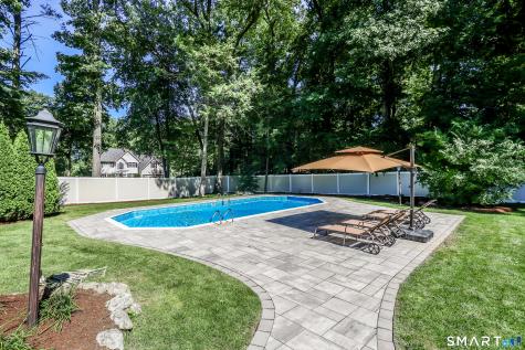 31 Deer Run Road Brookfield CT 06804