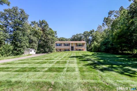 31 Deer Run Road Brookfield CT 06804