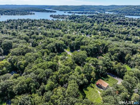 31 Deer Run Road Brookfield CT 06804