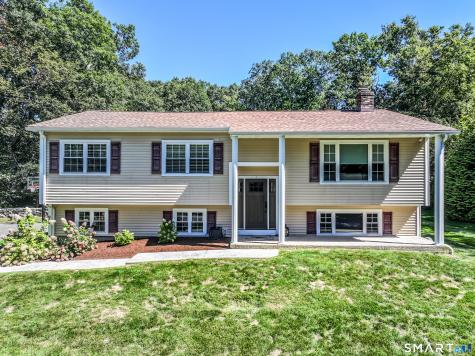 31 Deer Run Road Brookfield CT 06804